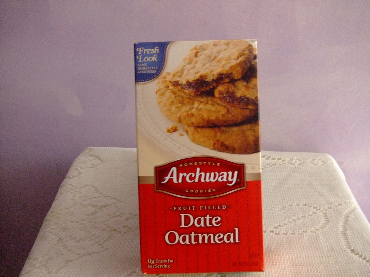 The Chicago Cookie Store - Maurice Lenell - Archway Cookies
